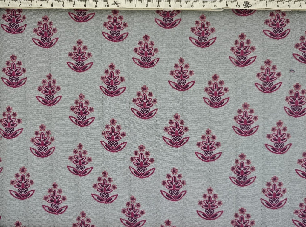 Acolchado reversible marsala
