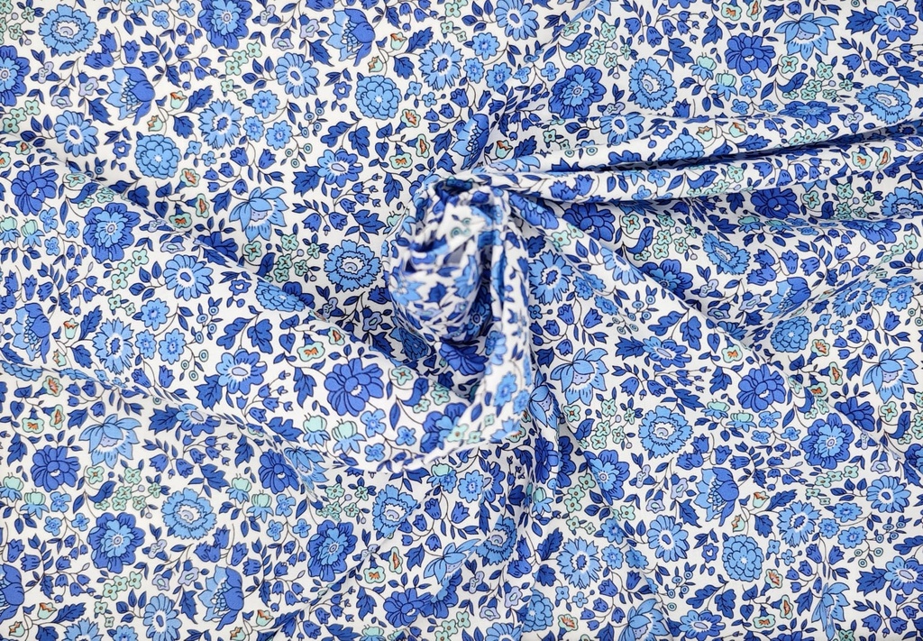 Popelín flor blanco azul